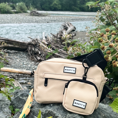 Sac à bandoulière pour chien – pochette à friandises & distributeur intégré 🍁